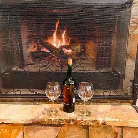 Smoky Mountain Cabin - Hot Tub - Fire Pit Мерфи Экстерьер фото