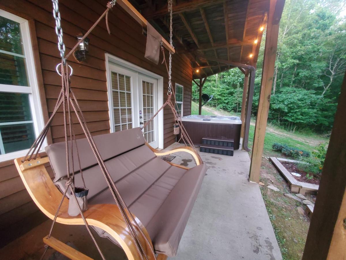 Smoky Mountain Cabin - Hot Tub - Fire Pit Мерфи Экстерьер фото