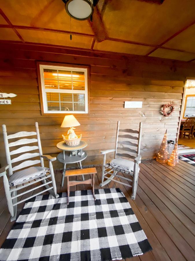 Smoky Mountain Cabin - Hot Tub - Fire Pit Мерфи Экстерьер фото